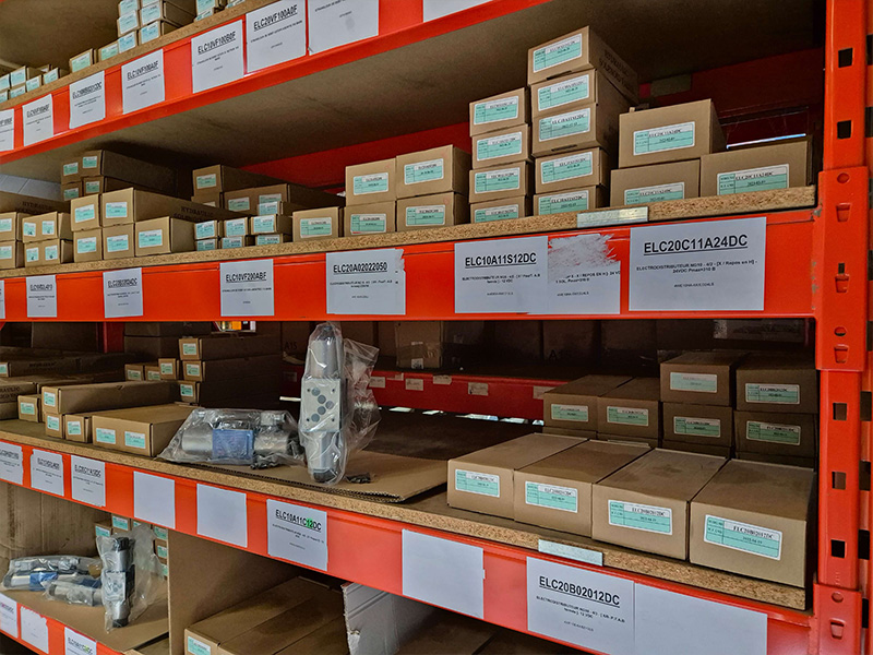 Eléments normalisés, CETOP, SAE, …