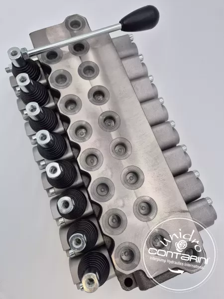 BM 40/8/../.. D. - 8 ELÉMENTS