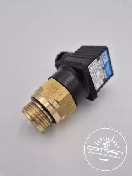 TM4. M22X1.5 CONNECTEUR ELECTR. M3(30X30)