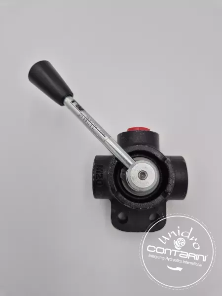 DEVIATEUR 3 VOIES - CENTRE FERME -3/8" - Lt/mn.:60 - P. max:350 BARS