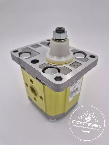 MOTEUR A ENGR. BIDIRECT. XV-2M/04/REV BASE 36,5 - C. 1:8 CO001