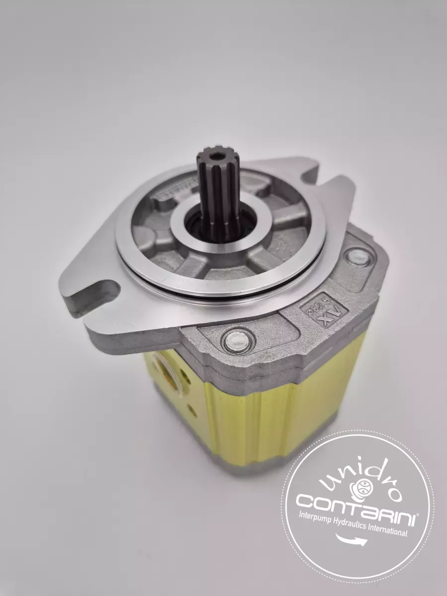 X2P ROT.DROITE/BRIDES SAE A Ø82.5/CANN.Z9 Ø15