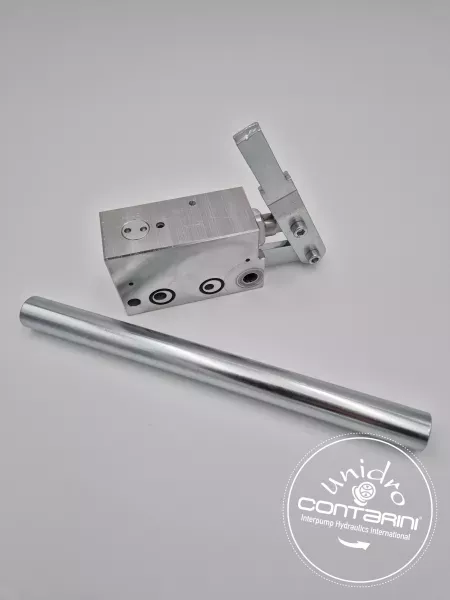 PM15 POMPE A MAIN ADAPTABLE COLLECTEUR