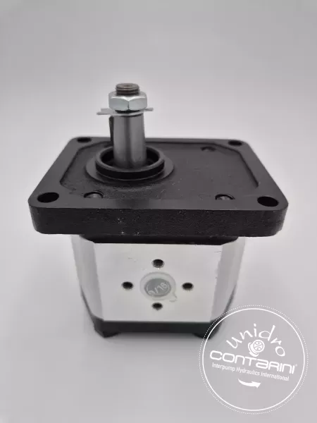 POMPE A ENGRENAGE 4CM3 D. ST. EUROP. GR.2 TYPE PCD204-E