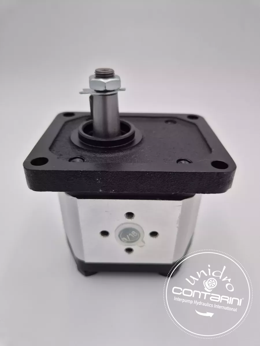 POMPE A ENGRENAGE 4CM3 D. ST. EUROP. GR.2 TYPE PCD204-E