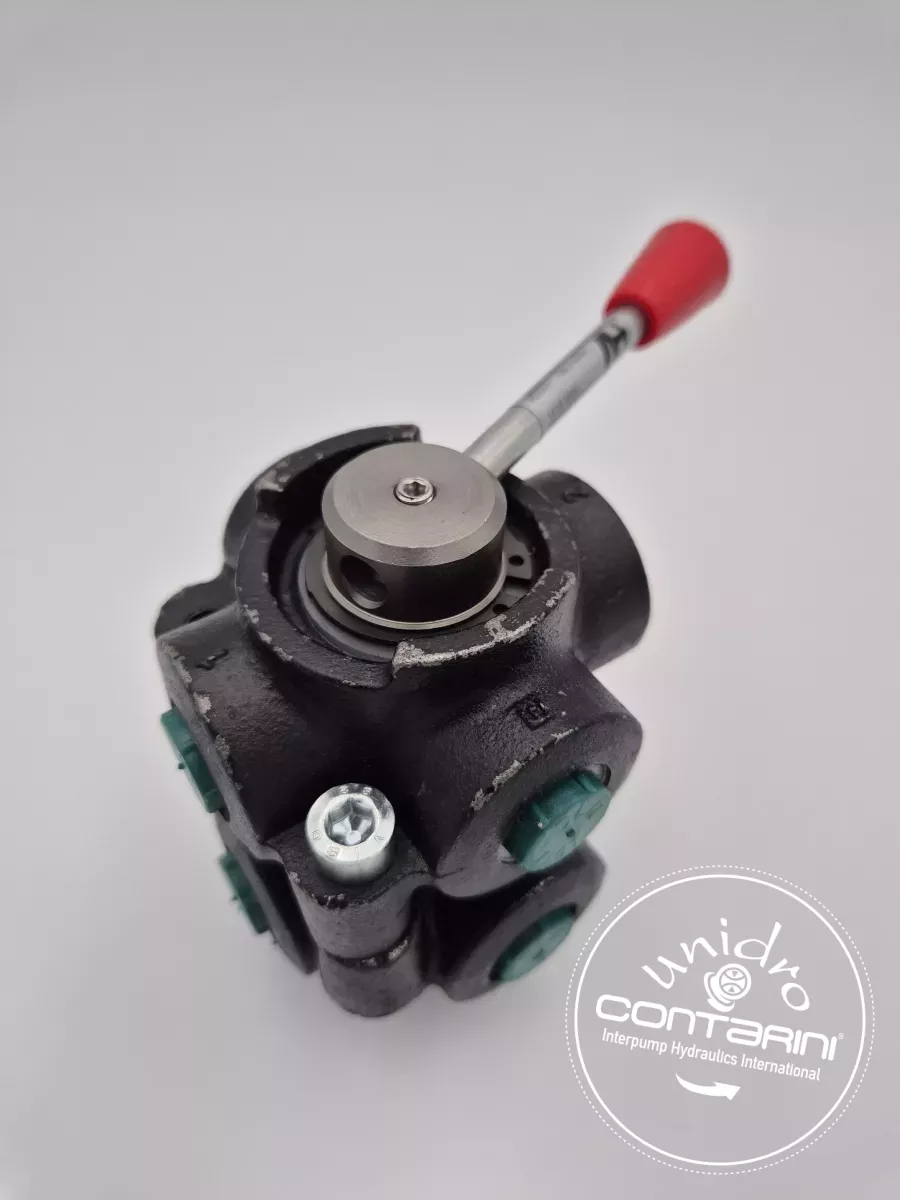 DEVIATEUR 8 VOIES -CENTRE FERME - 1/4" - Q: 60+60L/min - Pmax: 350B