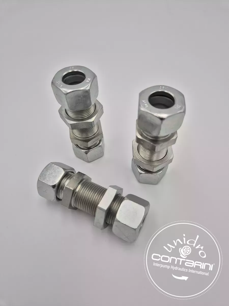 RD102 PASSE CLOISON MMETR.+MMETR.