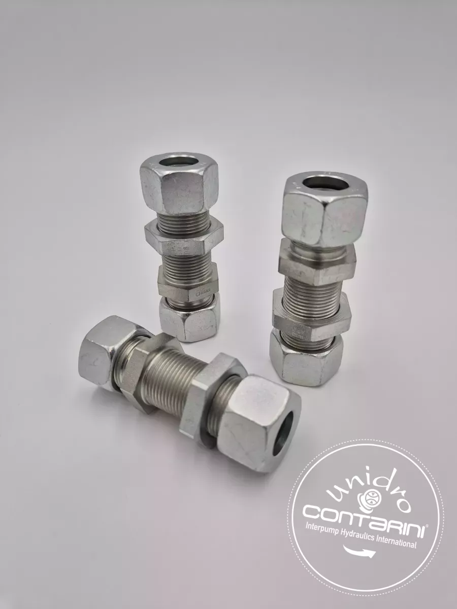 RD102 PASSE CLOISON MMETR.+MMETR.