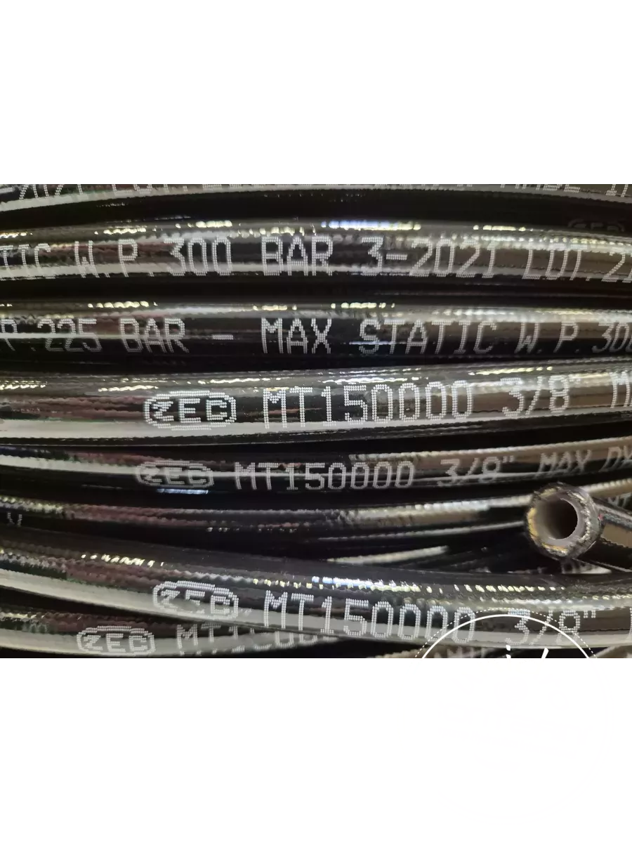 TUYAU 1 TRESSE ACIER HAUT.TENACITE MT1 3/16 PA21T Acier/PUR NOIR