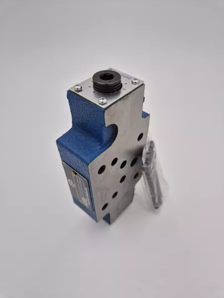 CETOP5/NG10 - Etrangleur de débit