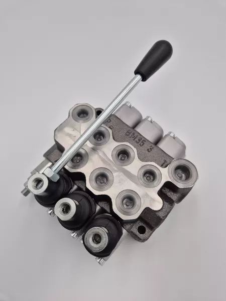 BM 20/3/../.. A.D. - 3 Eléments