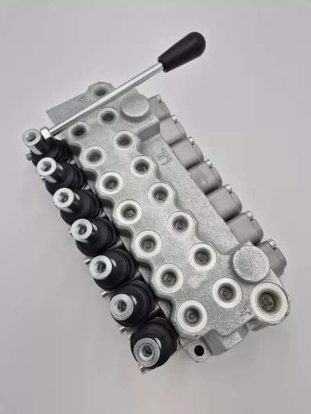 BM 20/7/../.. A. - 7 Eléments