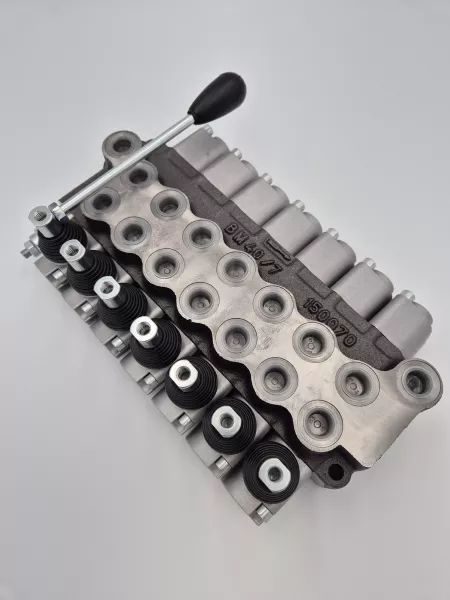 BM 40/7/../.. D. - 7 Eléments