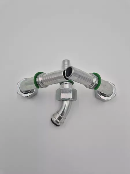 R0285-Femelle 45° Metr. 24° S.Light