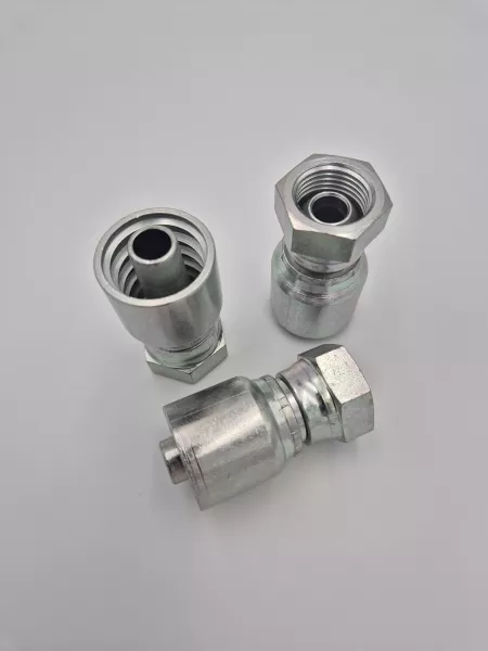 R0051-Femelle Drt BSP 60°écr.r PréS