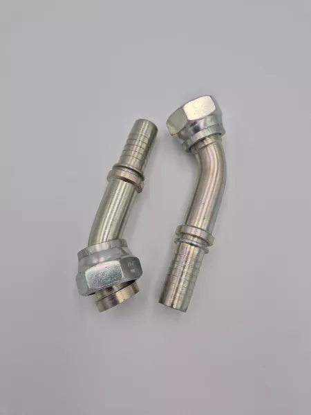 RS250-Femelle 45° ORFS écr.r