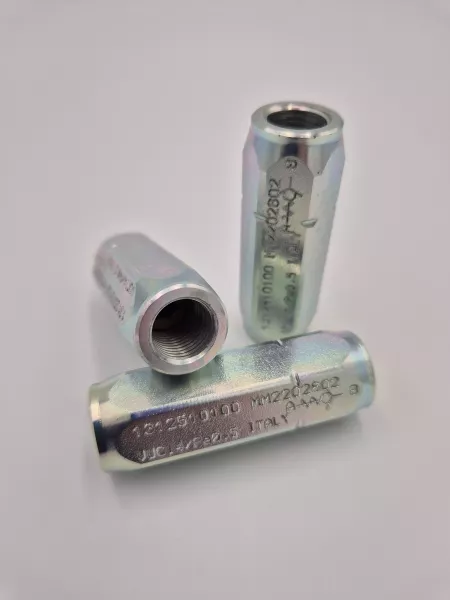 VUR C Racc. Fem./Fem.