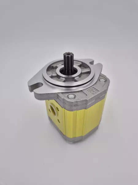 Std.SAE A. Ø82.5Arbre Cann.Z9 Ø15